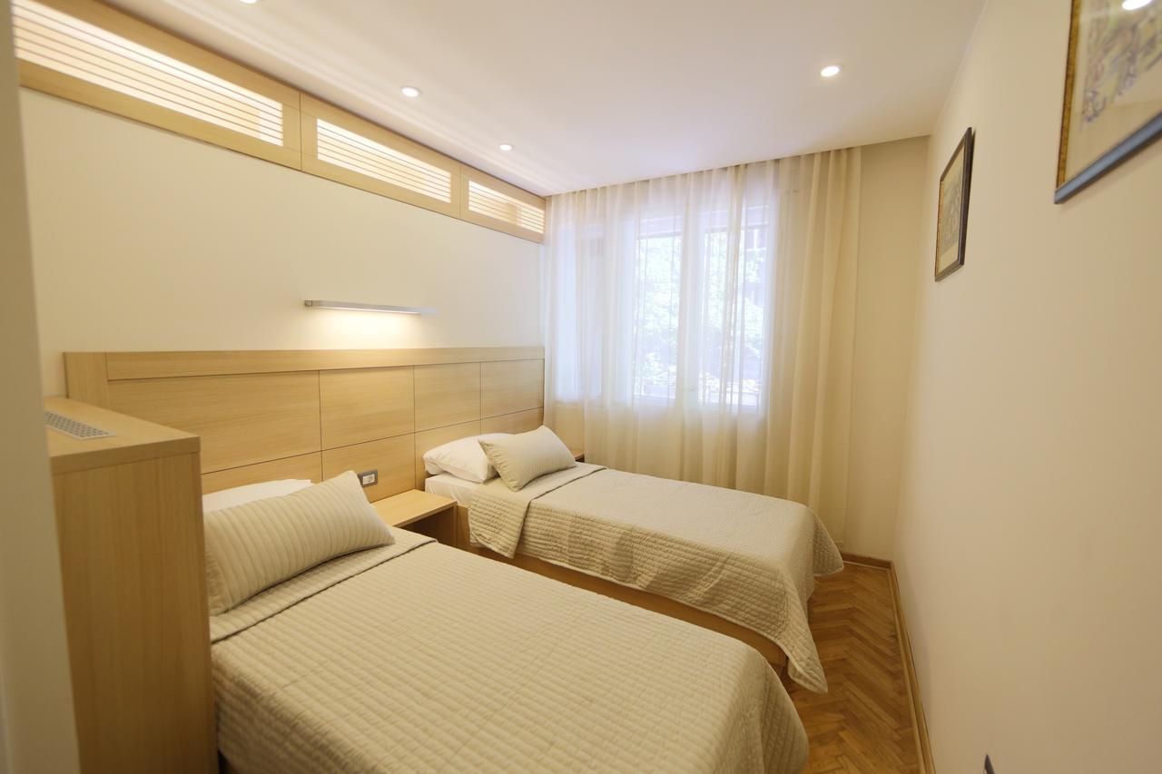Apartment Piano Belgrade Extérieur photo