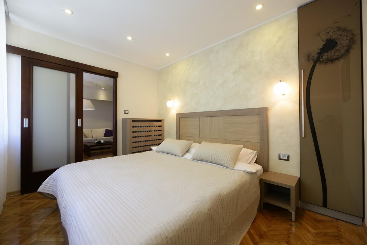 Apartment Piano Belgrade Extérieur photo